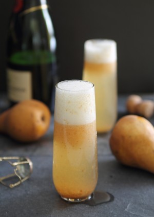 Pear Ginger Bellini in tall glass